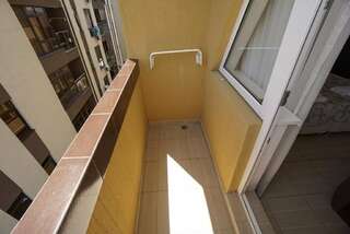 Гостевой дом Альбатрос Адлер Улучшенный трехместный номер с балконом-5